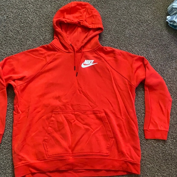 Nike Tops - Women’s XL Nike hoodie